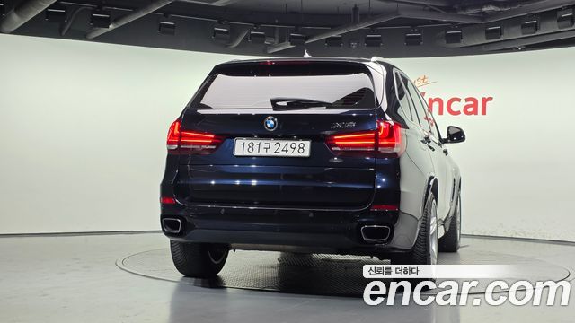 BMW X5 xDrive 30d M Sport package — пробег 196 488 км — фото 4 из 5