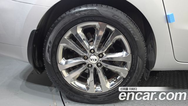 Kia Carnival 9-seater Noblesse — пробег 75 650 км — фото 5 из 5
