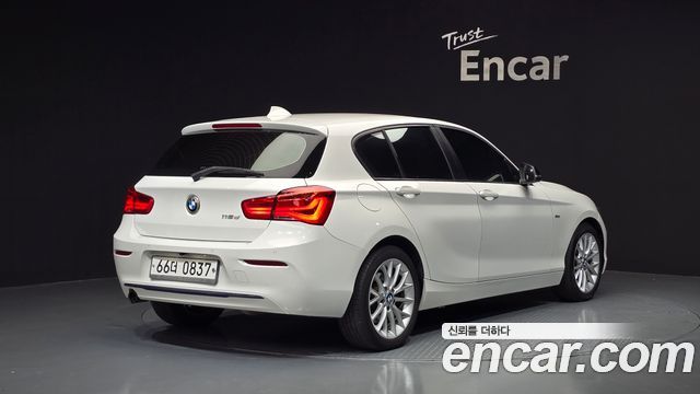BMW 1-Series 118d Sport 5Door — пробег 103 175 км — фото 2 из 5