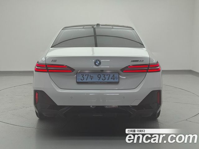 BMW i5 xDrive 40 M Sport — пробег 4 887 км — фото 4 из 5