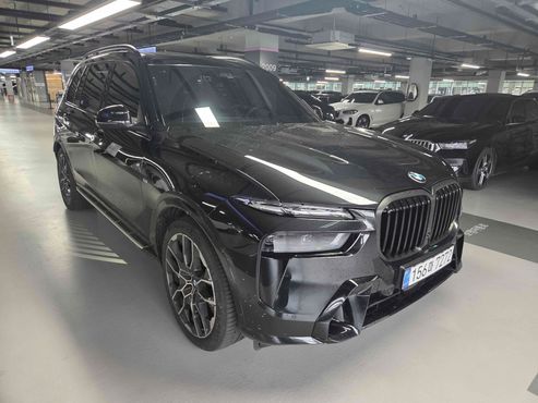 BMW X7 xDrive 40d M Sport 7 STR — пробег 4 222 км — фото 1 из 5