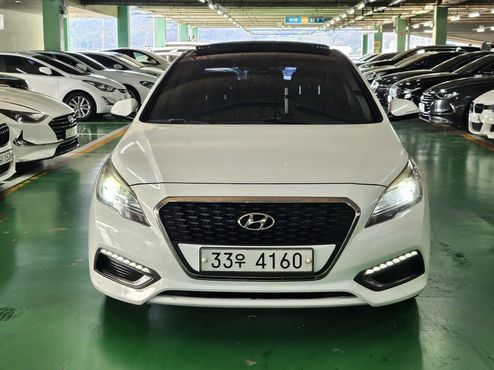 Hyundai Sonata 2.0 HEV Premium — пробег 178 491 км — фото 3 из 5