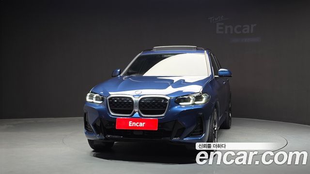 BMW iX3 M Sports — пробег 43 802 км — фото 3 из 5