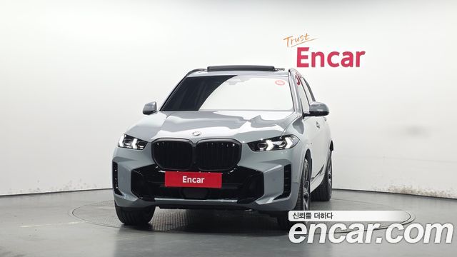 BMW X5 xDrive 30d M Sport — пробег 5 040 км — фото 3 из 5