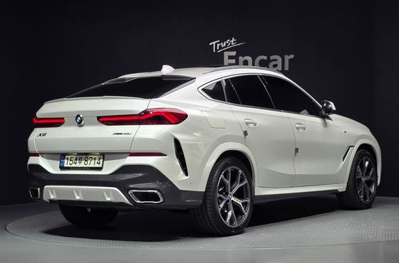 BMW X6 xDrive40i M Sport — пробег 109 349 км — фото 2 из 5