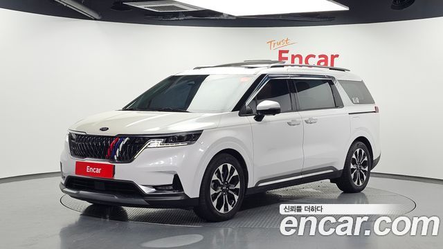 Kia Carnival Diesel 9-Seater Signature — пробег 151 732 км — фото 1 из 5