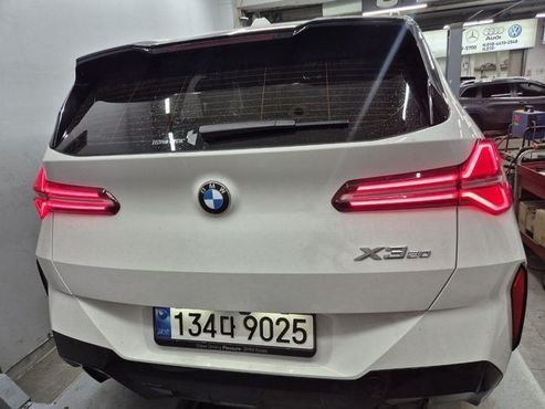 BMW X3 xDrive 20 M Sport — пробег 13 979 км — фото 2 из 3