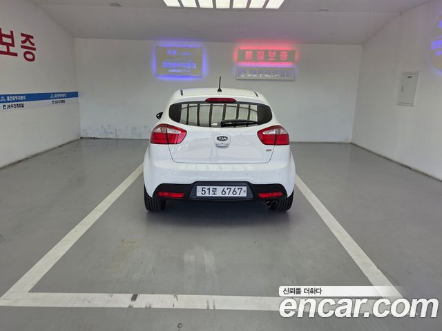 Kia pride 1.6 GDI Hatchback Prestige — пробег 95 944 км — фото 4 из 5