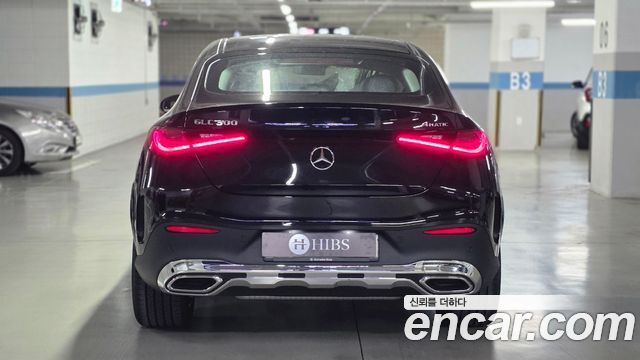 Mercedes-Benz GLC-Class GLC300 4MATIC Coupe — пробег 20 км — фото 4 из 5