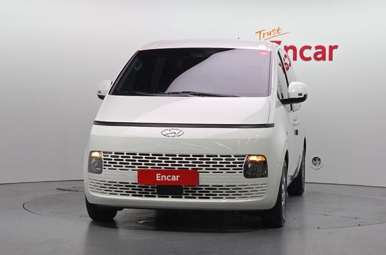Hyundai Staria Tourer 9-Seater Modern — пробег 75 635 км — фото 3 из 5