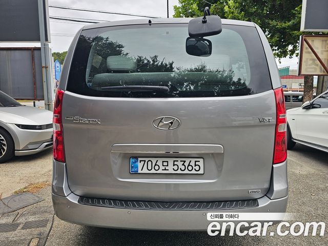 Hyundai Starex 4WD Wagon 12-Seater Smart — пробег 95 300 км — фото 5 из 5