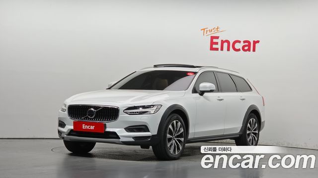 Volvo V90 B5 Pro AWD — пробег 76 521 км — фото 1 из 5