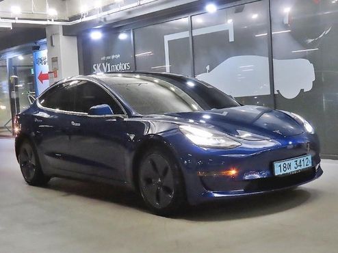 Tesla Model 3 Standard Range Plue RWD — пробег 61 190 км — фото 1 из 5