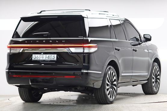 Lincoln Navigator 3.5L Black Label — пробег 26 546 км — фото 4 из 5