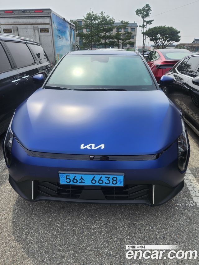 Kia EV4 Long Range 2WD Air — пробег 18 000 км — фото 1 из 5