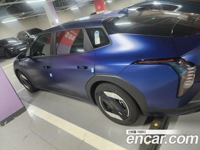 Kia EV4 Long Range 2WD Air — пробег 18 000 км — фото 3 из 5