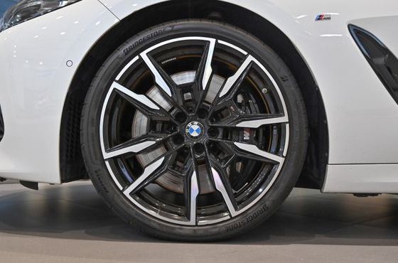 BMW 8-Series M850i xDrive Gran Coupe — пробег 9 591 км — фото 5 из 5