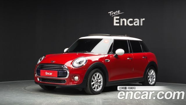 Mini Cooper 5Door HIGH 3rd — пробег 72 905 км — фото 1 из 5