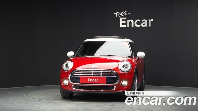Mini Cooper 5Door HIGH 3rd — пробег 72 905 км — фото 3 из 5