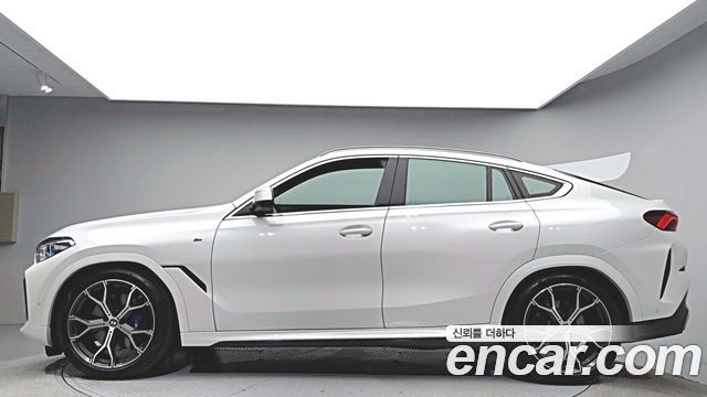 BMW X6 xDrive40i M Sport — пробег 65 602 км — фото 4 из 5