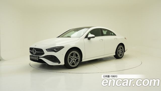 Mercedes-Benz CLA-Class CLA250 4MATIC — пробег 5 333 км — фото 1 из 5
