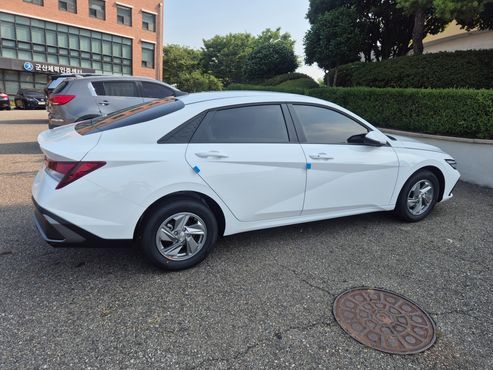 Hyundai AVANTE 1.6 Smart — пробег 1 300 км — фото 2 из 5