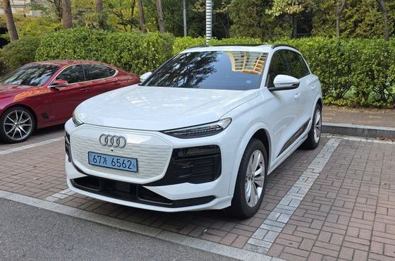 Audi Q6 e-tron Performance — пробег 13 155 км — фото 2 из 5