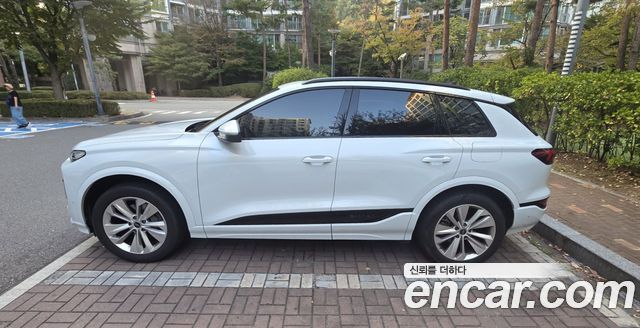 Audi Q6 e-tron Performance — пробег 13 155 км — фото 3 из 5