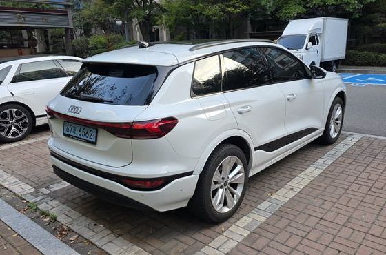 Audi Q6 e-tron Performance — пробег 13 155 км — фото 5 из 5