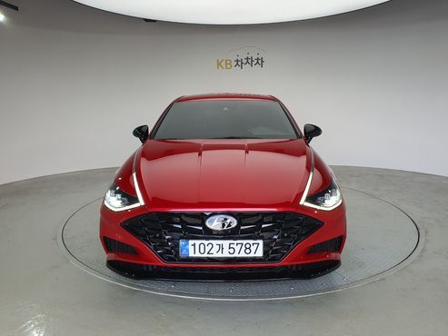 Hyundai Sonata 2.0 Premium Plus — пробег 49 750 км — фото 1 из 5