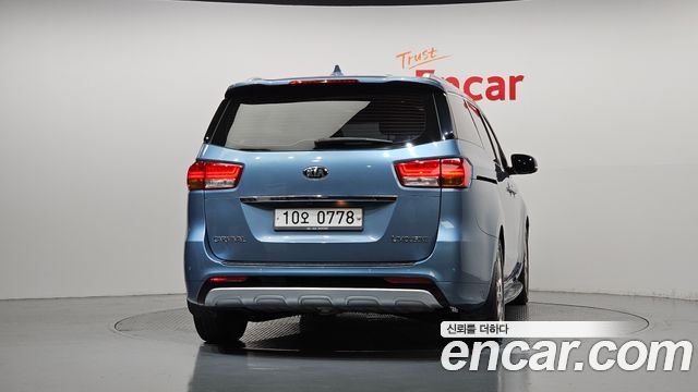 Kia Carnival из Кореи Encar
