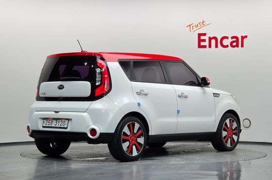 Kia Soul 1.6 GDi Prestige — пробег 114 391 км — фото 2 из 5