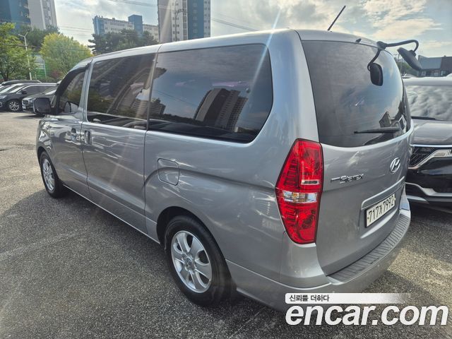 Hyundai Starex Wagon 12-Seater Smart — пробег 60 275 км — фото 5 из 5