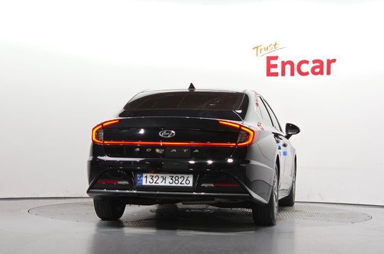 Hyundai Sonata 2.0 Premium Plus — пробег 92 060 км — фото 4 из 5