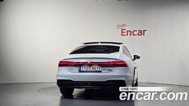 Audi A7 55 TFSI e Quattro Premium — пробег 56 618 км — фото 4 из 5