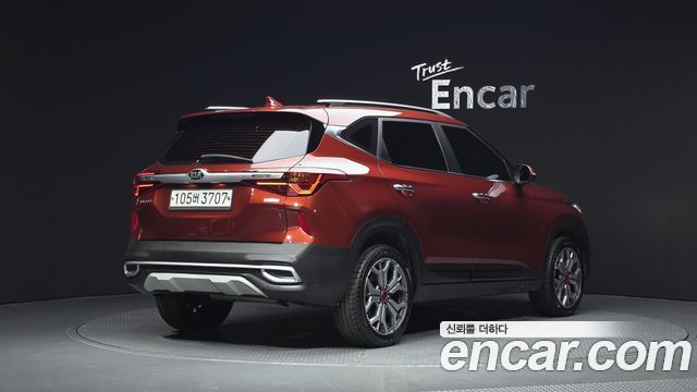 Kia Seltos из Кореи Encar