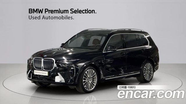 BMW X7 xDrive 40i Design Pure Excellence 7-Seater — пробег 7 849 км — фото 1 из 5