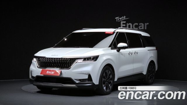 Kia Carnival Diesel 9-Seater Noblesse — пробег 37 067 км — фото 1 из 5