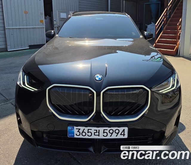 BMW X3 xDrive 20 M Sport — пробег 5 600 км — фото 1 из 5