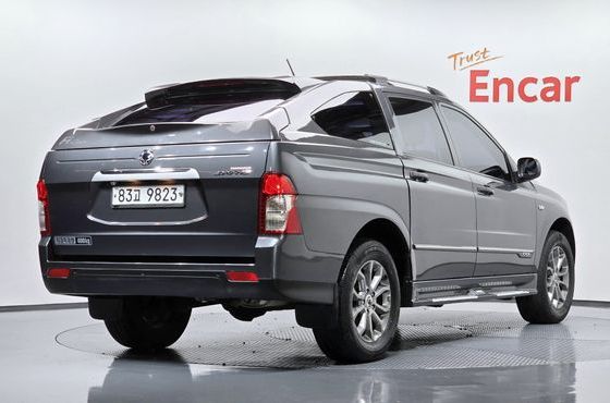 Ssangyong KORANDO Adventure 60th Edition 4WD — пробег 74 510 км — фото 2 из 5