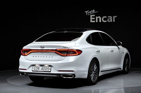 Hyundai Grandeur Exclusive Special — пробег 124 520 км — фото 2 из 5
