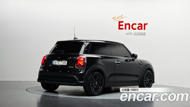 Mini Cooper Classic Third Generation — пробег 24 589 км — фото 2 из 5