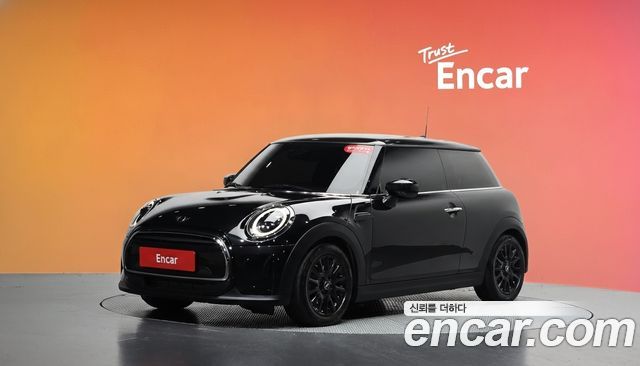 Mini Cooper Classic Third Generation — пробег 24 589 км — фото 1 из 5