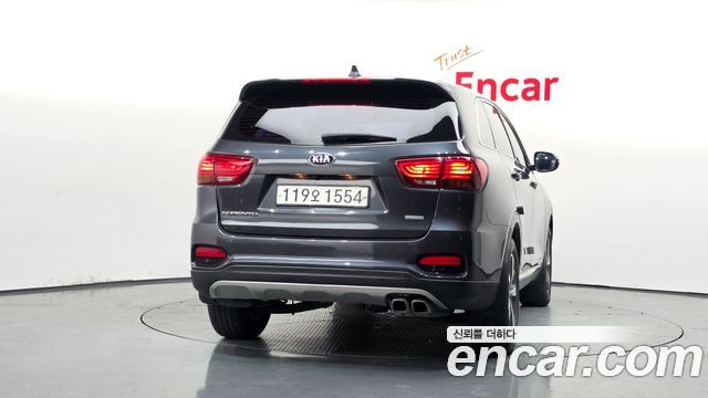 Kia Sorento Diesel 2.0 2WD Luxury — пробег 126 817 км — фото 4 из 5
