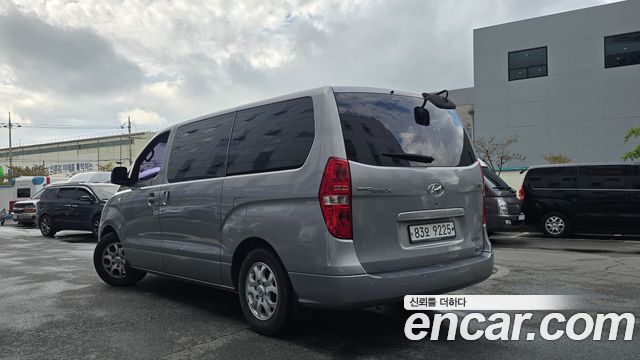 Hyundai Starex 3-Seater VAN CVX Deluxe — пробег 184 818 км — фото 4 из 5