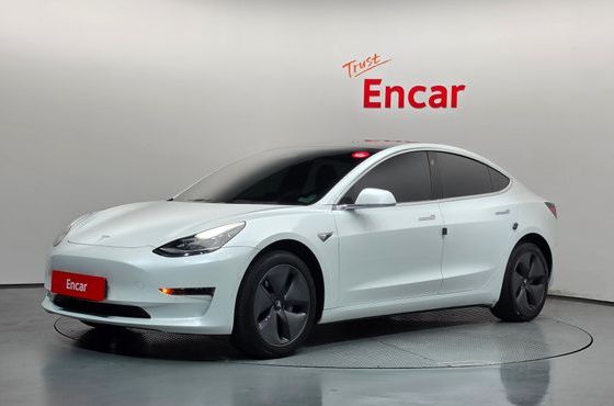 Tesla Model 3 Standard Range Plue RWD — пробег 93 685 км — фото 1 из 5