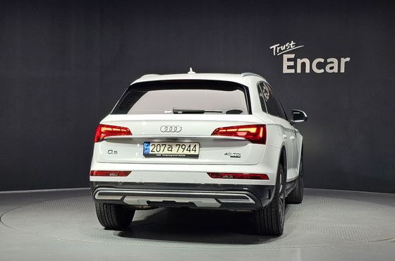 Audi Q5 40 TDI Quattro — пробег 40 494 км — фото 4 из 5
