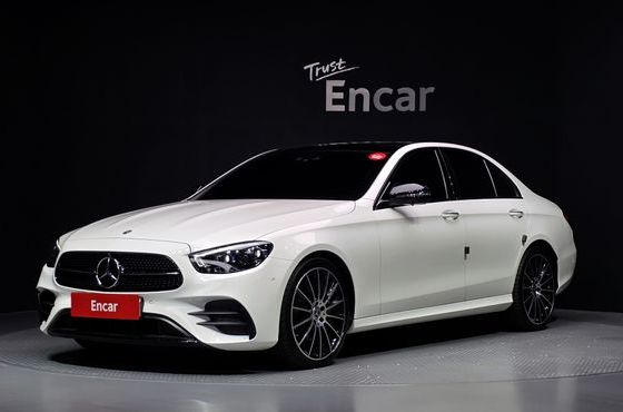 Mercedes-Benz E-Class E350 4MATIC AMG Line — пробег 61 548 км — фото 1 из 5