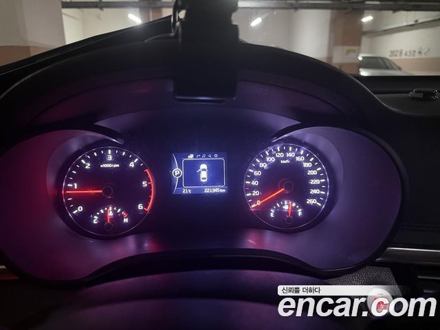 Kia K5 из Кореи Encar