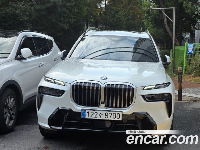 BMW X7 xDrive 40i M Sport 6STR — пробег 36 000 км — фото 1 из 5